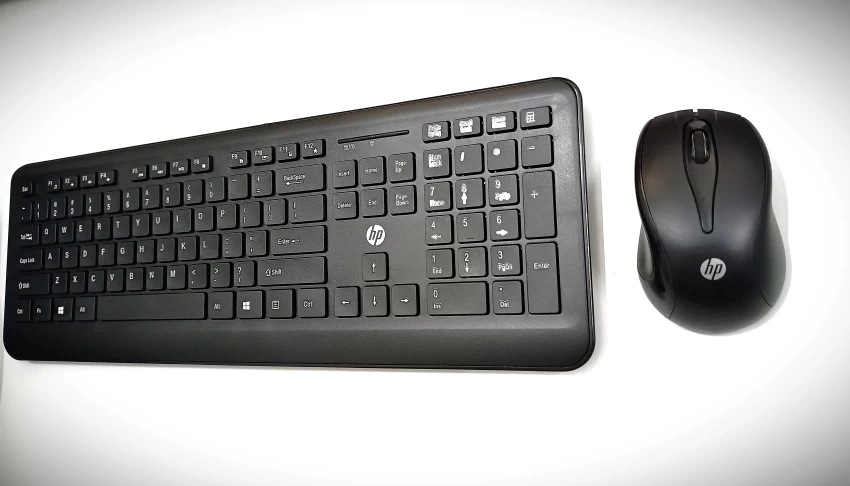 HP wireless keyboard & mouse combo-(3RQ75PA)